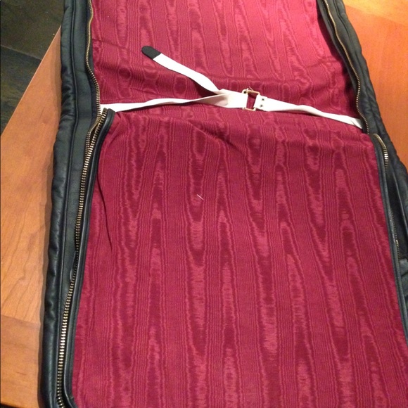 Leather garment travel bag - Picture 4 of 7